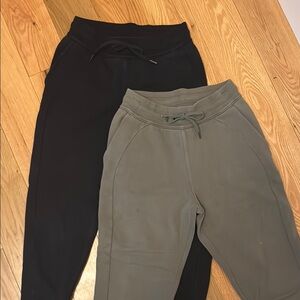 Lululemon Black and Olive Jogger Pants